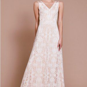 Tadashi Shoji Cressida Gown - Size 6